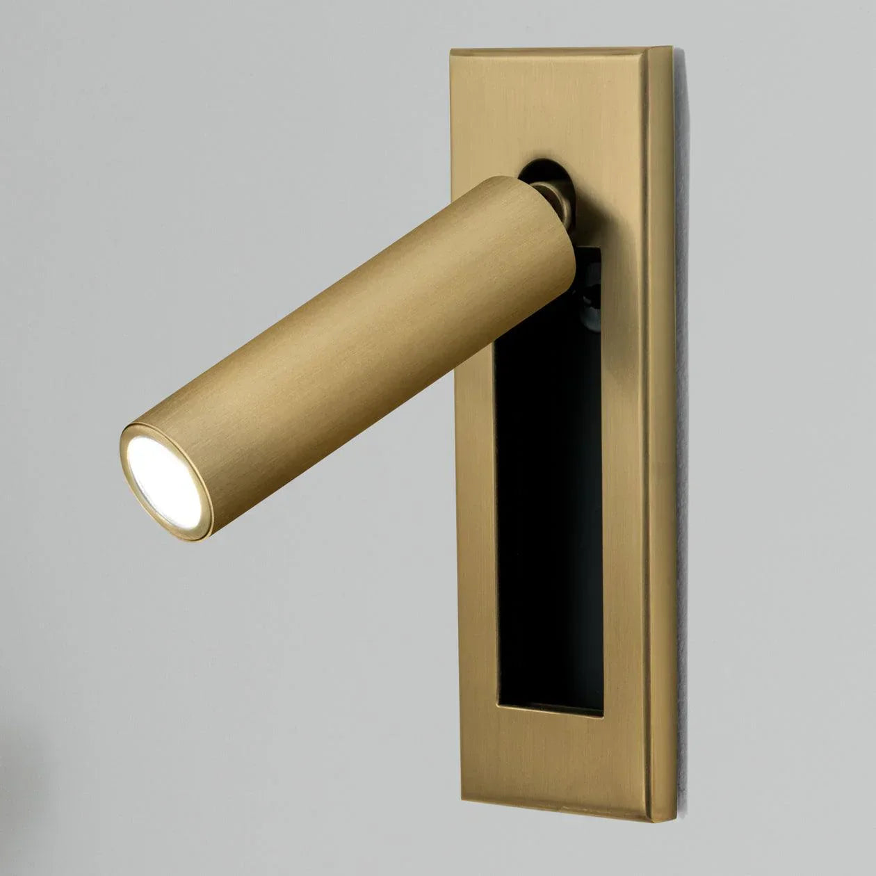 Arisha Modern Rotatable Bedside Sconce, Cylindrical/Square